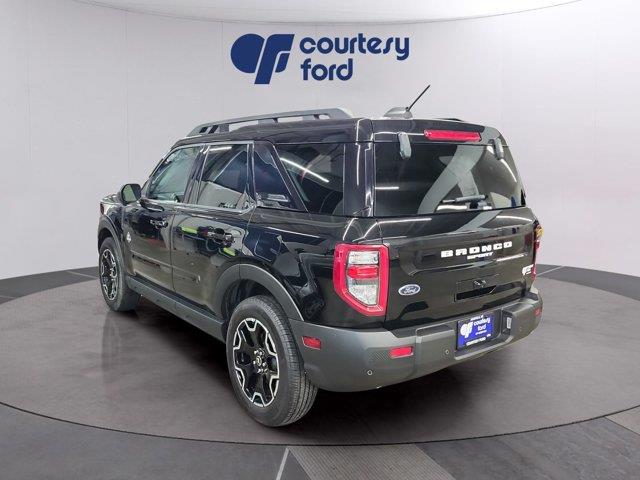 2025 Ford Bronco - $32,990