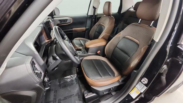 2025 Ford Bronco - $32,990