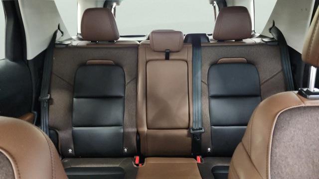 2025 Ford Bronco - $32,990