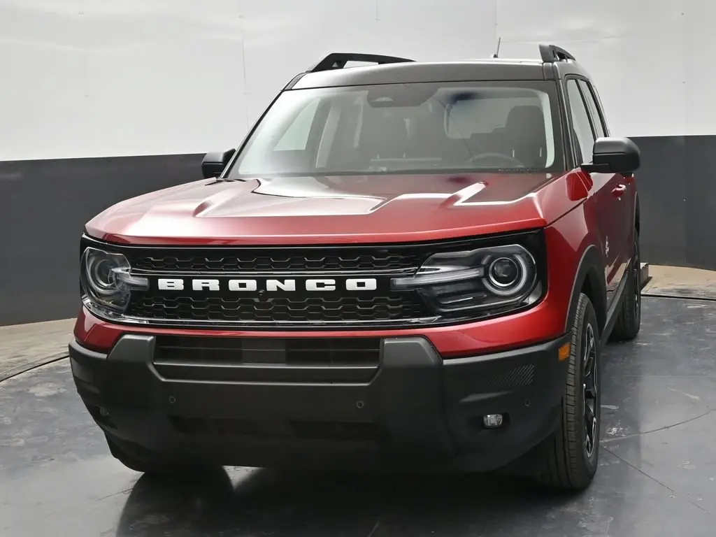 2025 Ford Bronco - $33,980