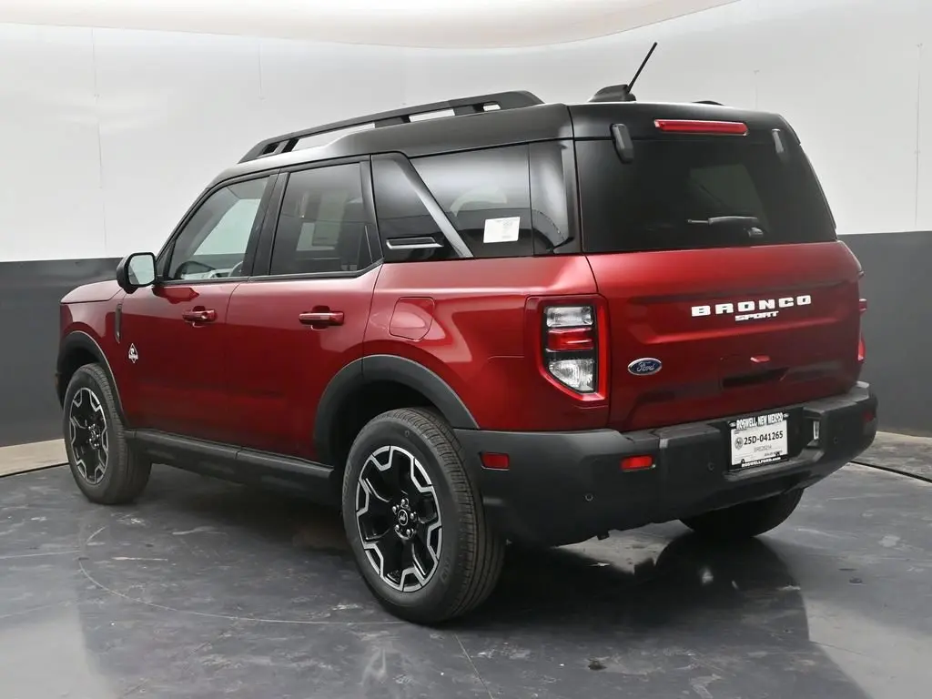 2025 Ford Bronco - $33,980