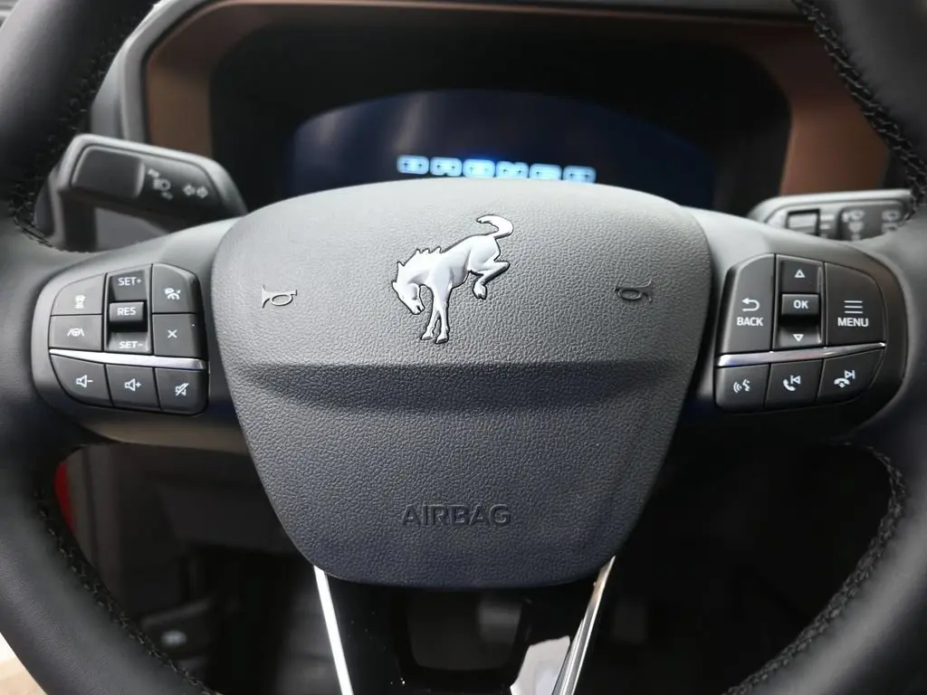 2025 Ford Bronco - $33,980