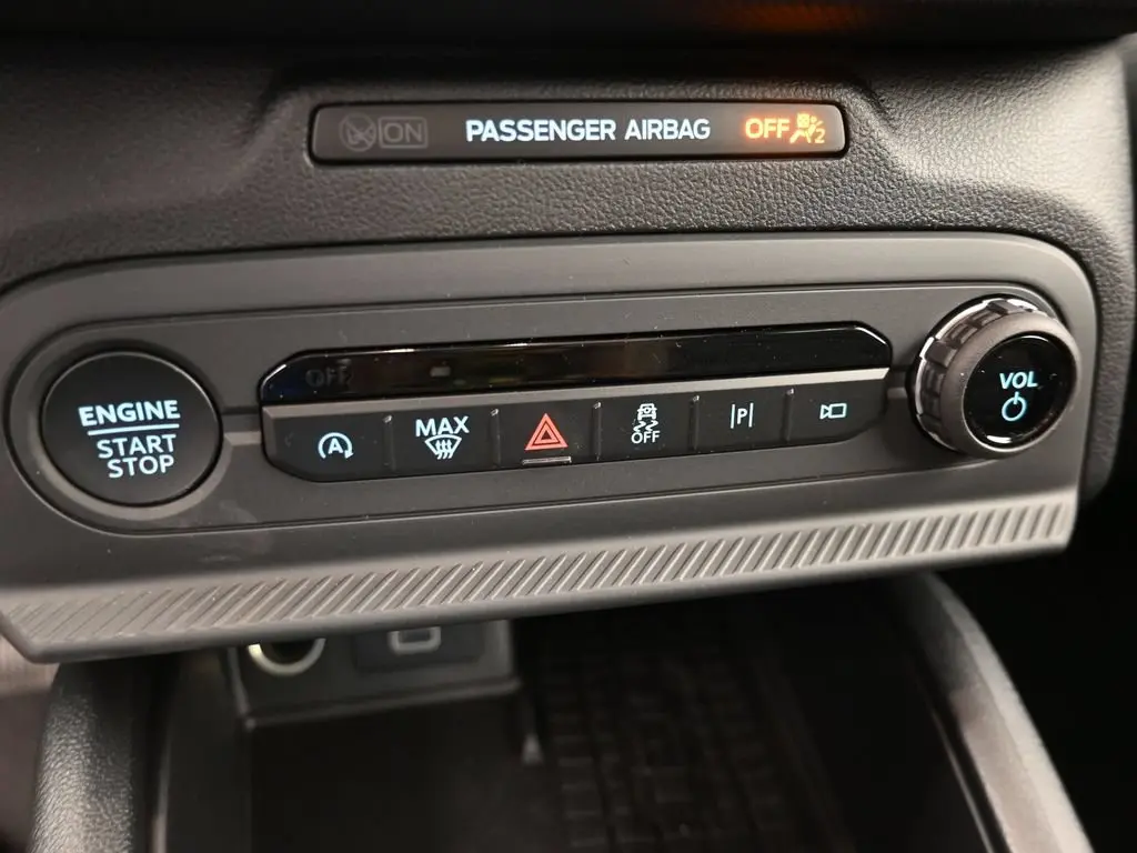 2025 Ford Bronco - $33,980