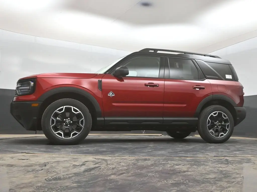 2025 Ford Bronco - $33,980