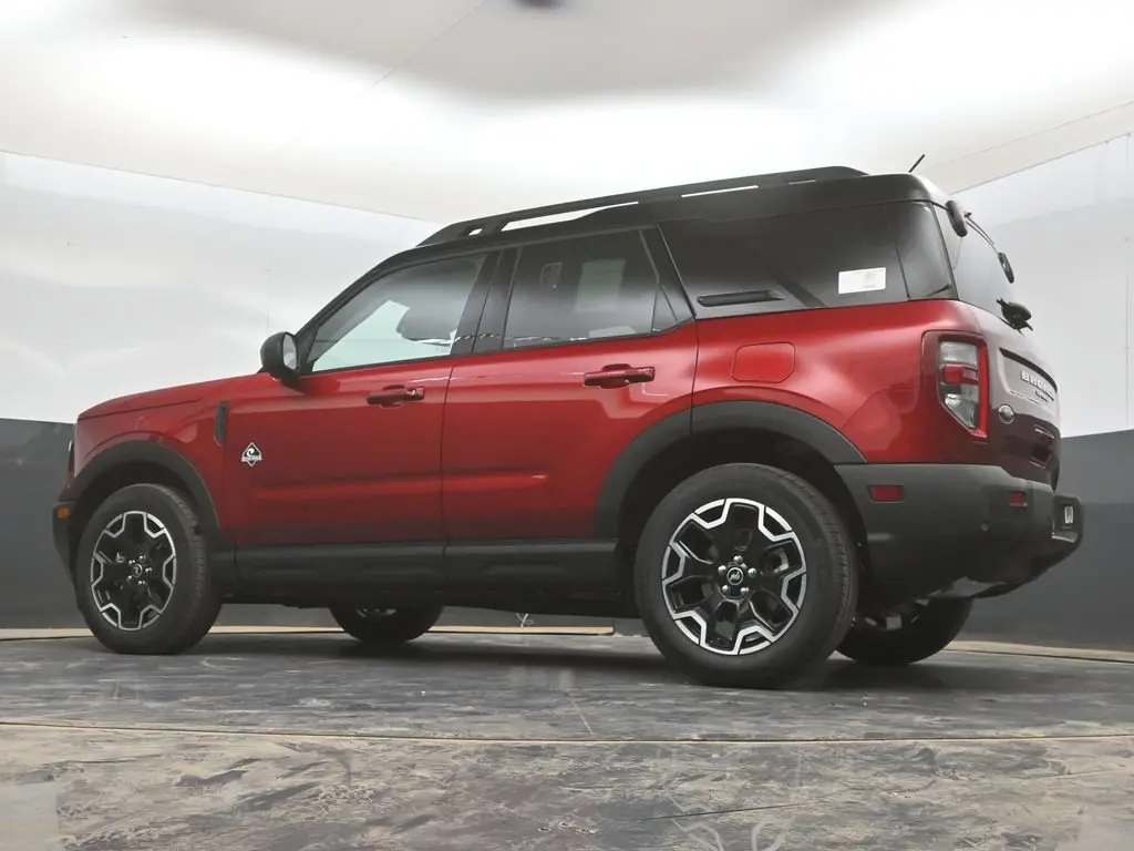2025 Ford Bronco - $33,980
