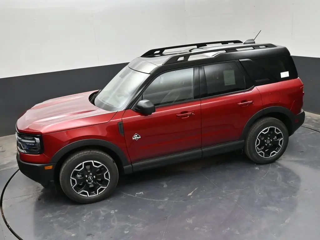 2025 Ford Bronco - $33,980