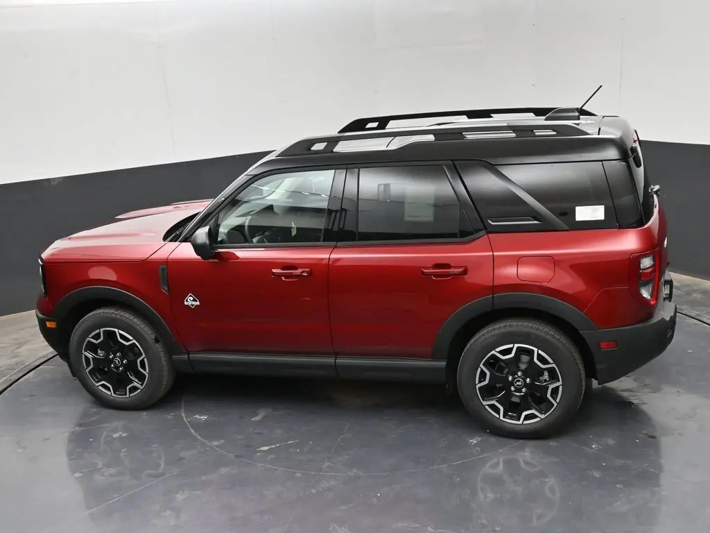2025 Ford Bronco - $33,980