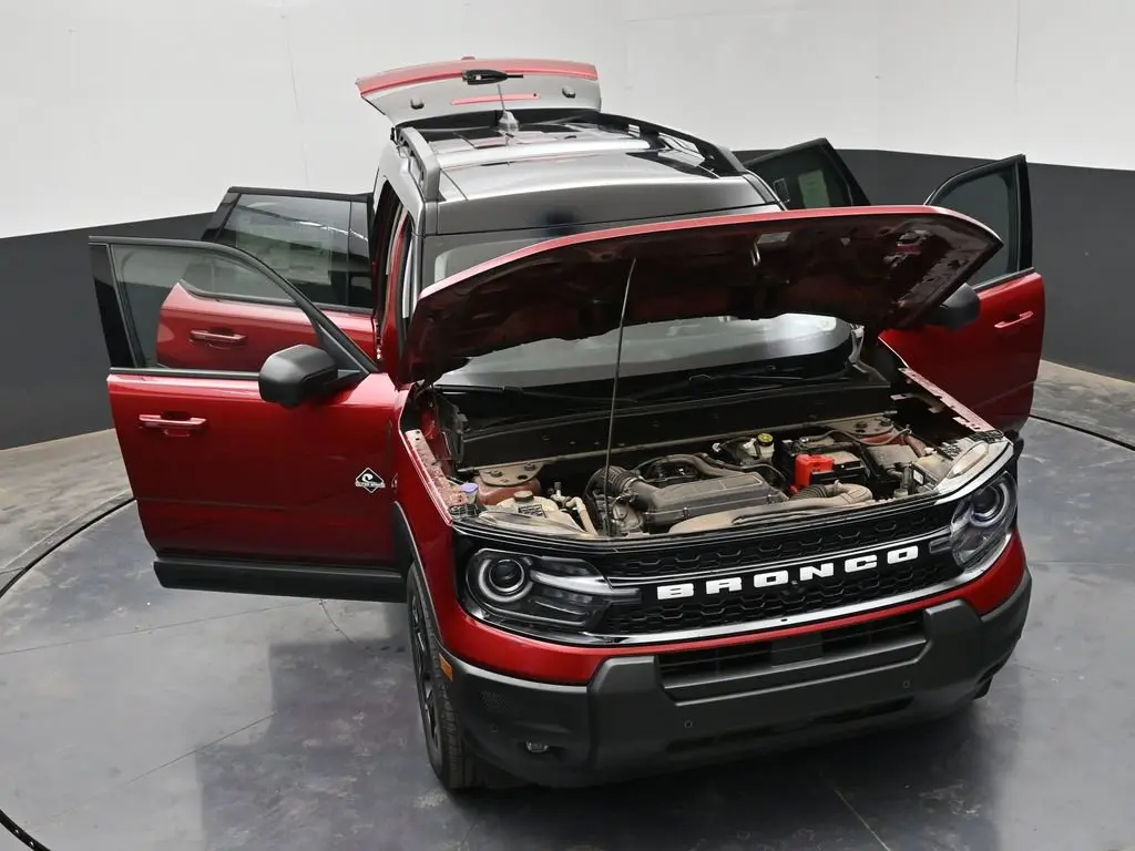 2025 Ford Bronco - $33,980