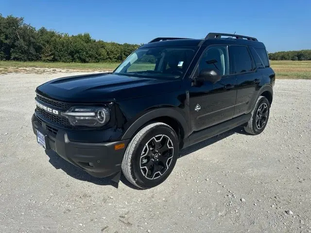2025 Ford Bronco - $30,700