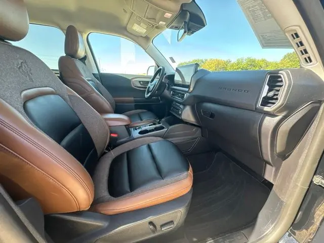 2025 Ford Bronco - $30,700
