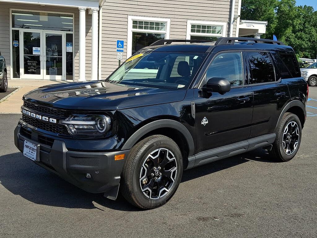 2025 Ford Bronco - $30,310