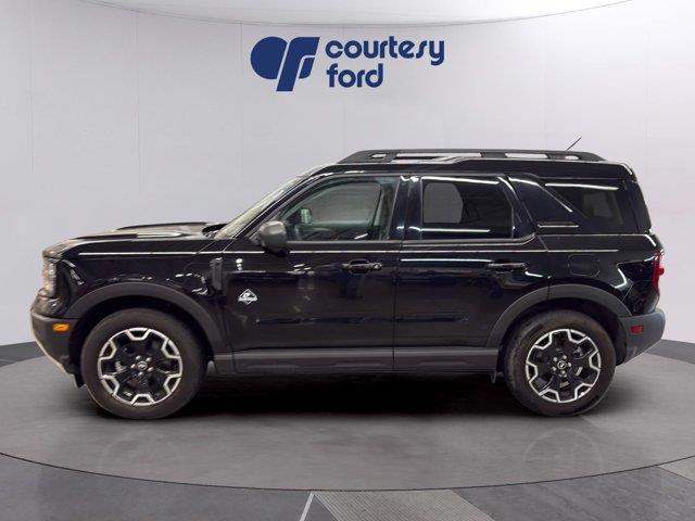 2025 Ford Bronco - $32,990