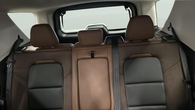 2025 Ford Bronco - $32,990