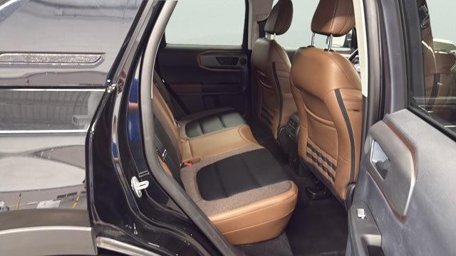 2025 Ford Bronco - $32,990