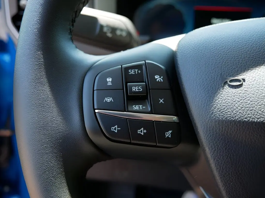 2025 Ford Bronco - $32,845