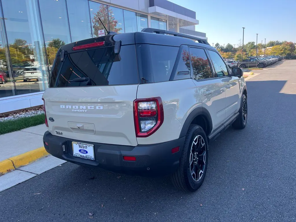 2025 Ford Bronco - $28,001