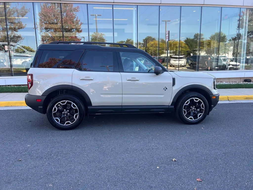 2025 Ford Bronco - $28,001
