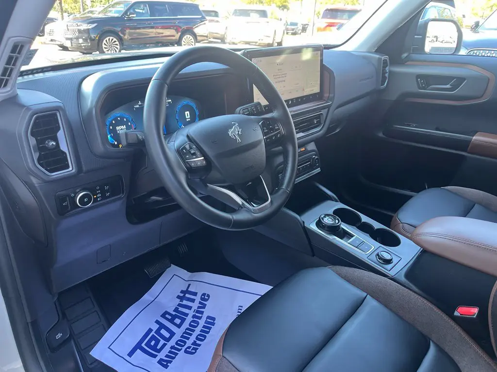 2025 Ford Bronco - $28,001