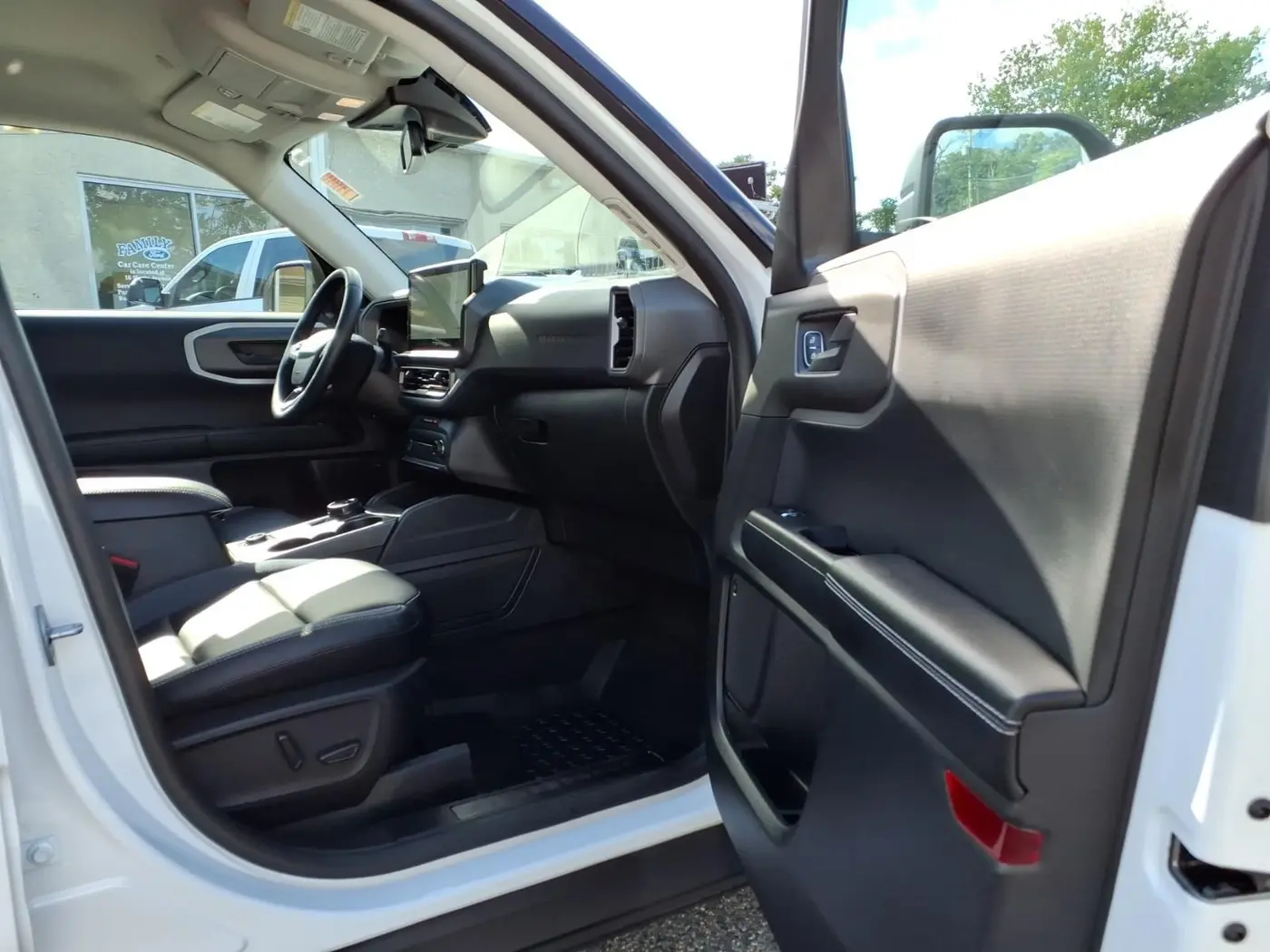 2025 Ford Bronco - $31,588