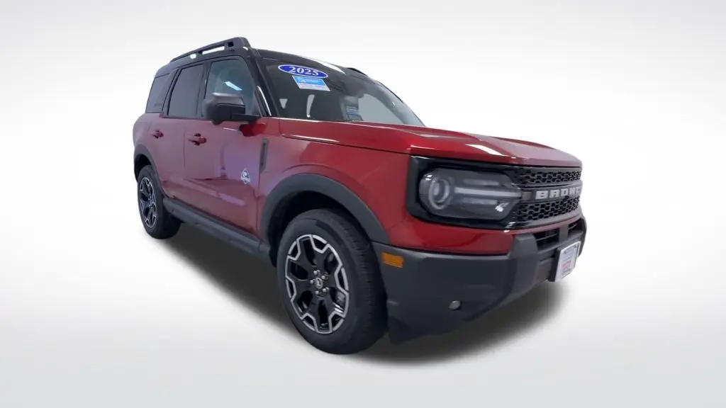 2025 Ford Bronco - $32,995