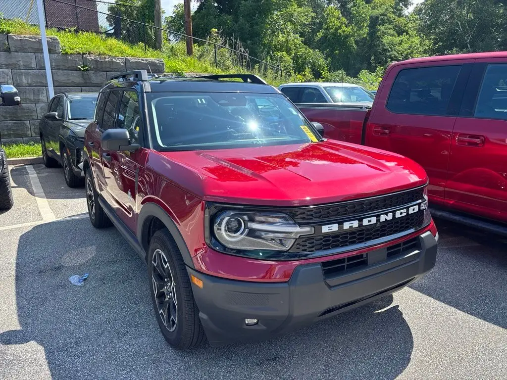 2026 Ford Bronco Sport Outer Banks — photo 1 of 7