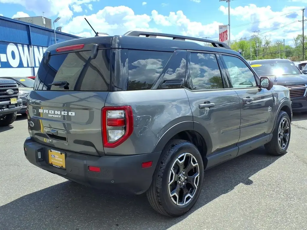 2025 Ford Bronco - $29,990