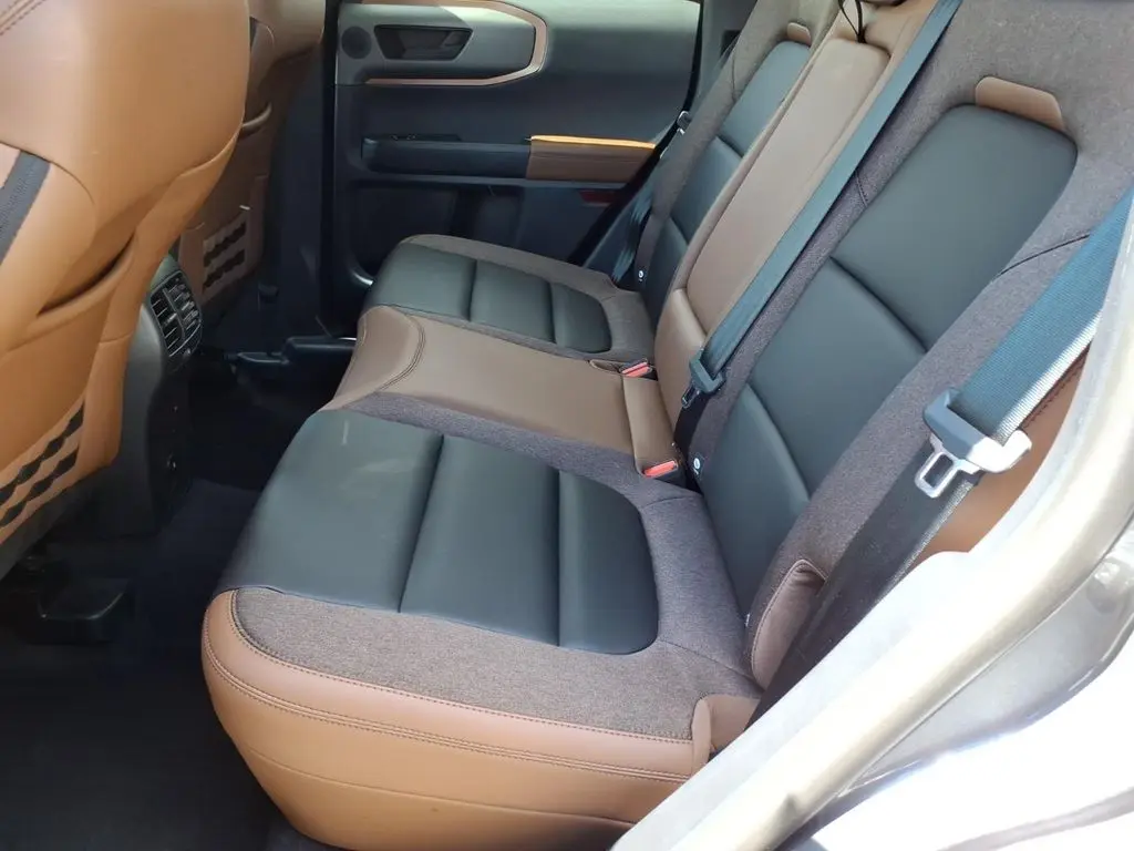 2025 Ford Bronco - $29,990