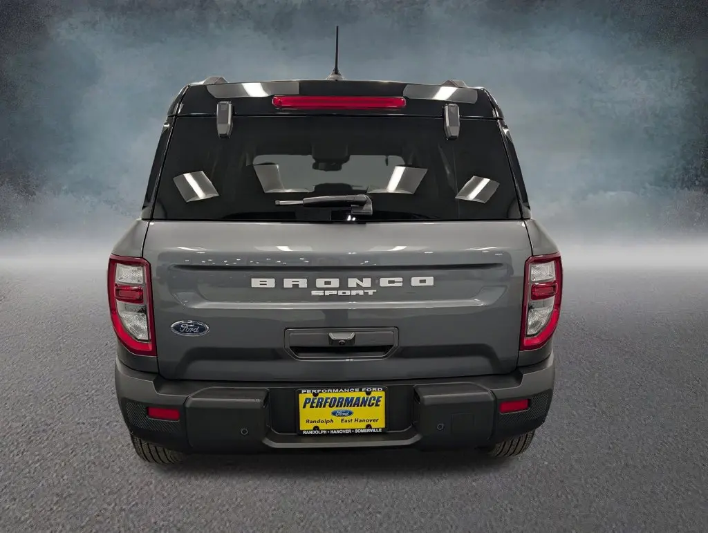 2025 Ford Bronco - $30,900