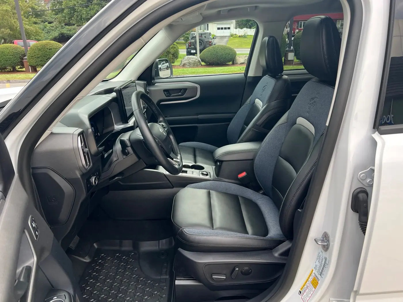 2025 Ford Bronco - $34,815