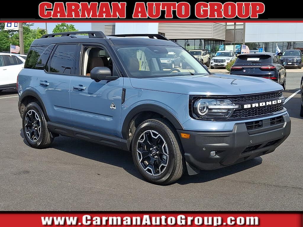 2025 Ford Bronco - $30,888