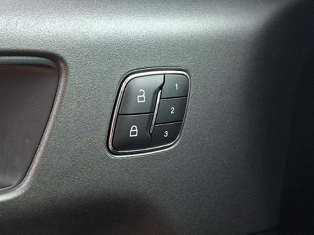 2025 Ford Bronco - $32,978