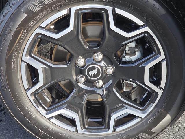 2026 Ford Bronco - $32,000