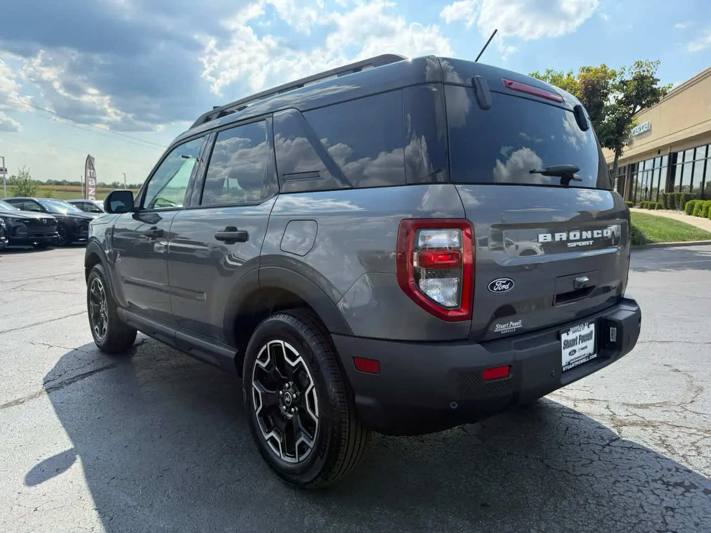 2026 Ford Bronco - $34,977