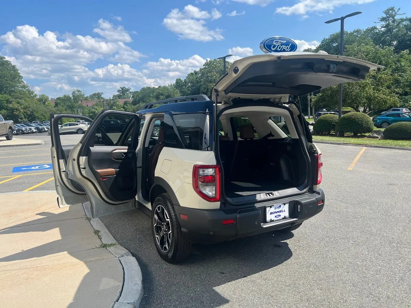 2025 Ford Bronco - $33,647