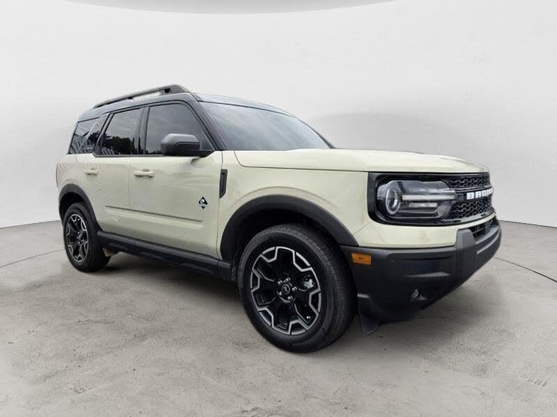 2025 Ford Bronco - $33,977