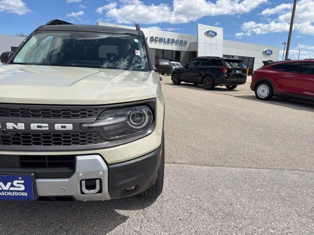 2025 Ford Bronco - $30,922