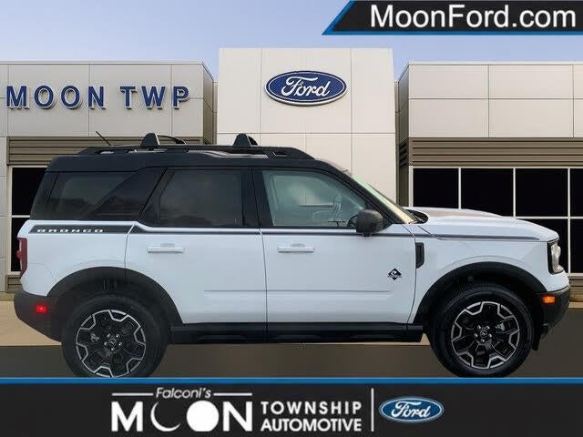 2025 Ford Bronco - $31,996