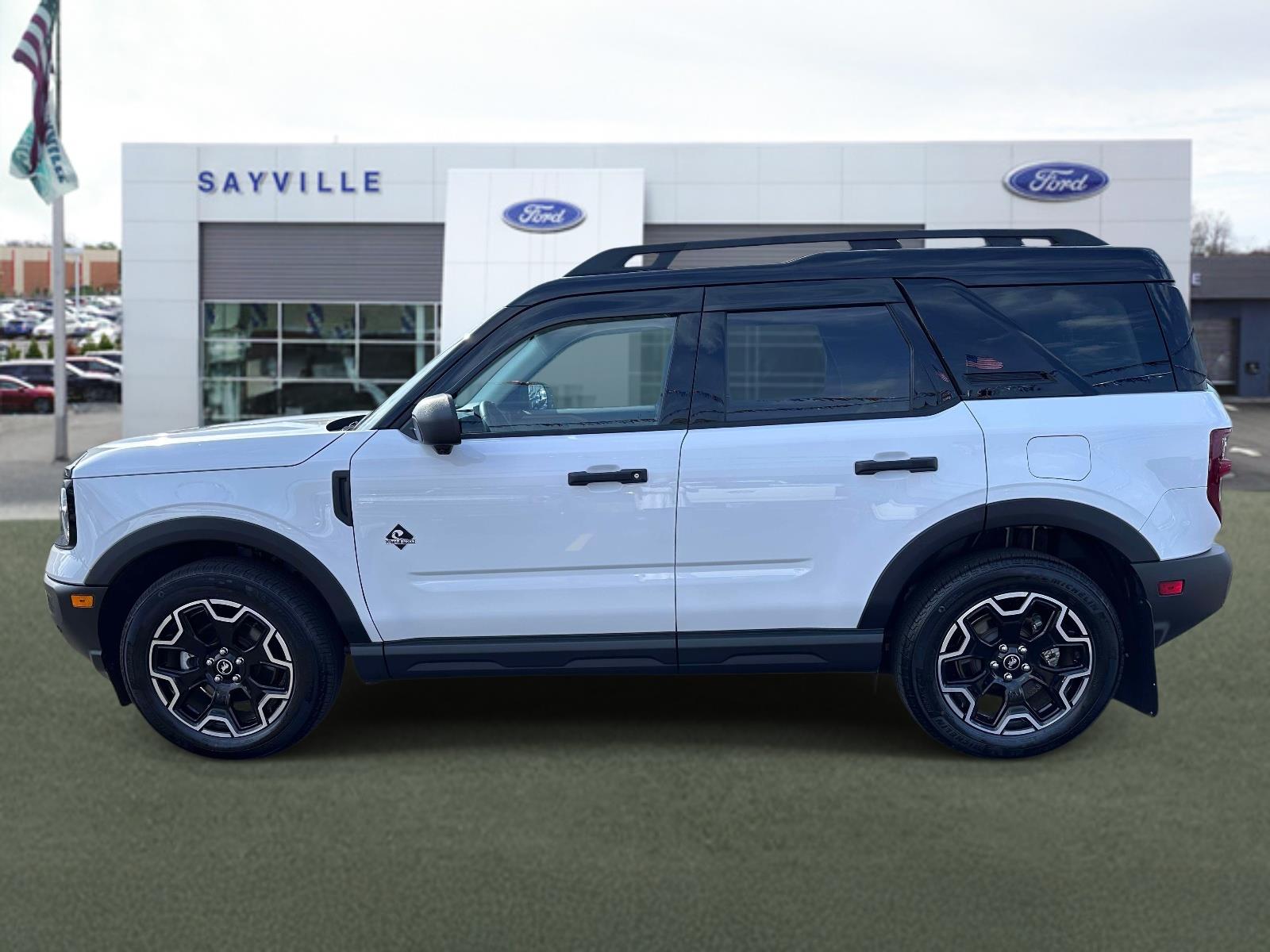 2026 Ford Bronco - $38,989