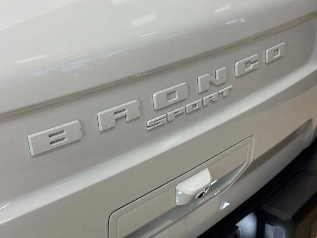 2026 Ford Bronco - $40,330
