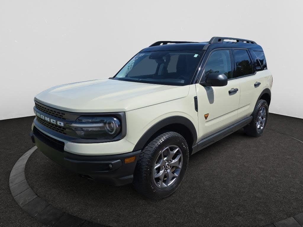 2024 Ford Bronco - $27,900