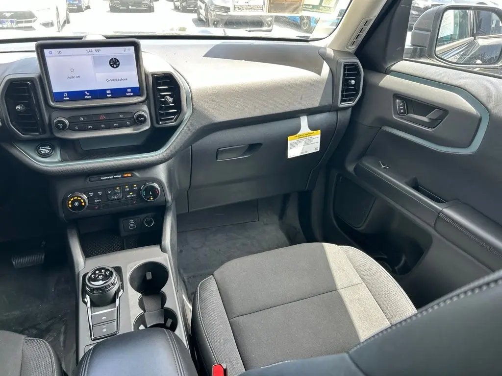 2024 Ford Bronco - $26,998