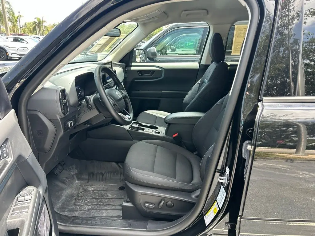 2024 Ford Bronco - $26,998