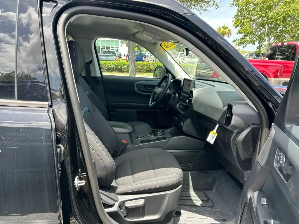 2024 Ford Bronco - $26,998