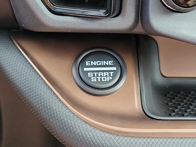 2024 Ford Bronco - $33,994