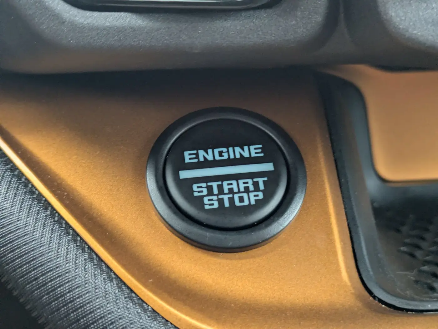 2022 Ford Bronco - $28,000