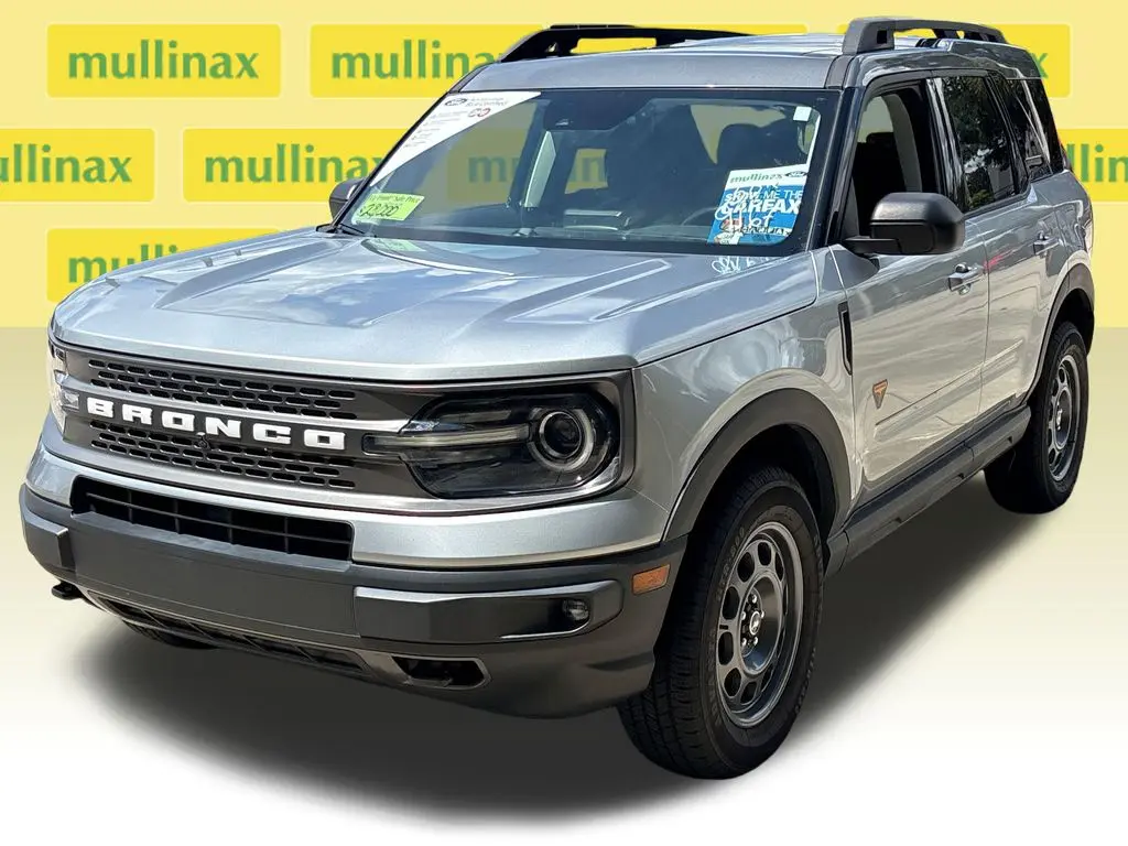 2022 Ford Bronco - $27,700