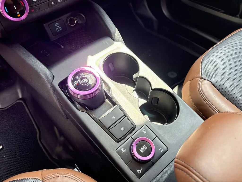 2022 Ford Bronco - $27,700