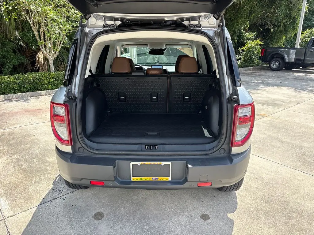2022 Ford Bronco - $27,700