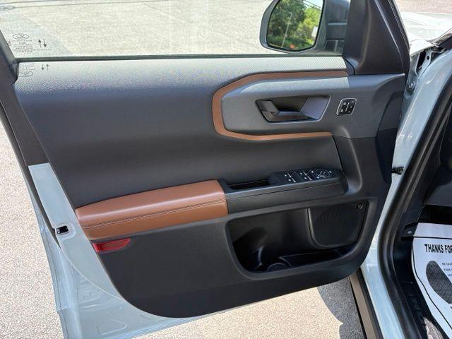 2023 Ford Bronco - $32,995