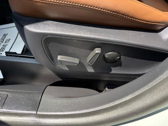 2023 Ford Bronco - $32,995